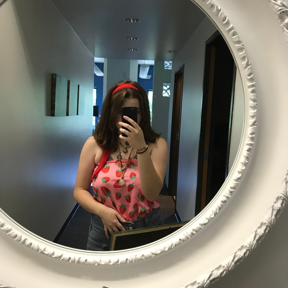 Meet your Posher, Alyssa